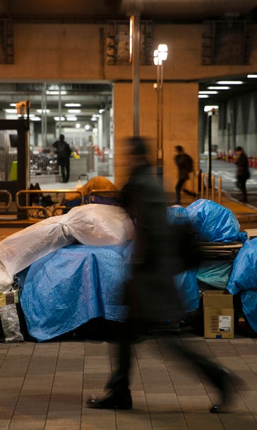 Downtown Tokyo's homeless fear removal ahead of Olympics